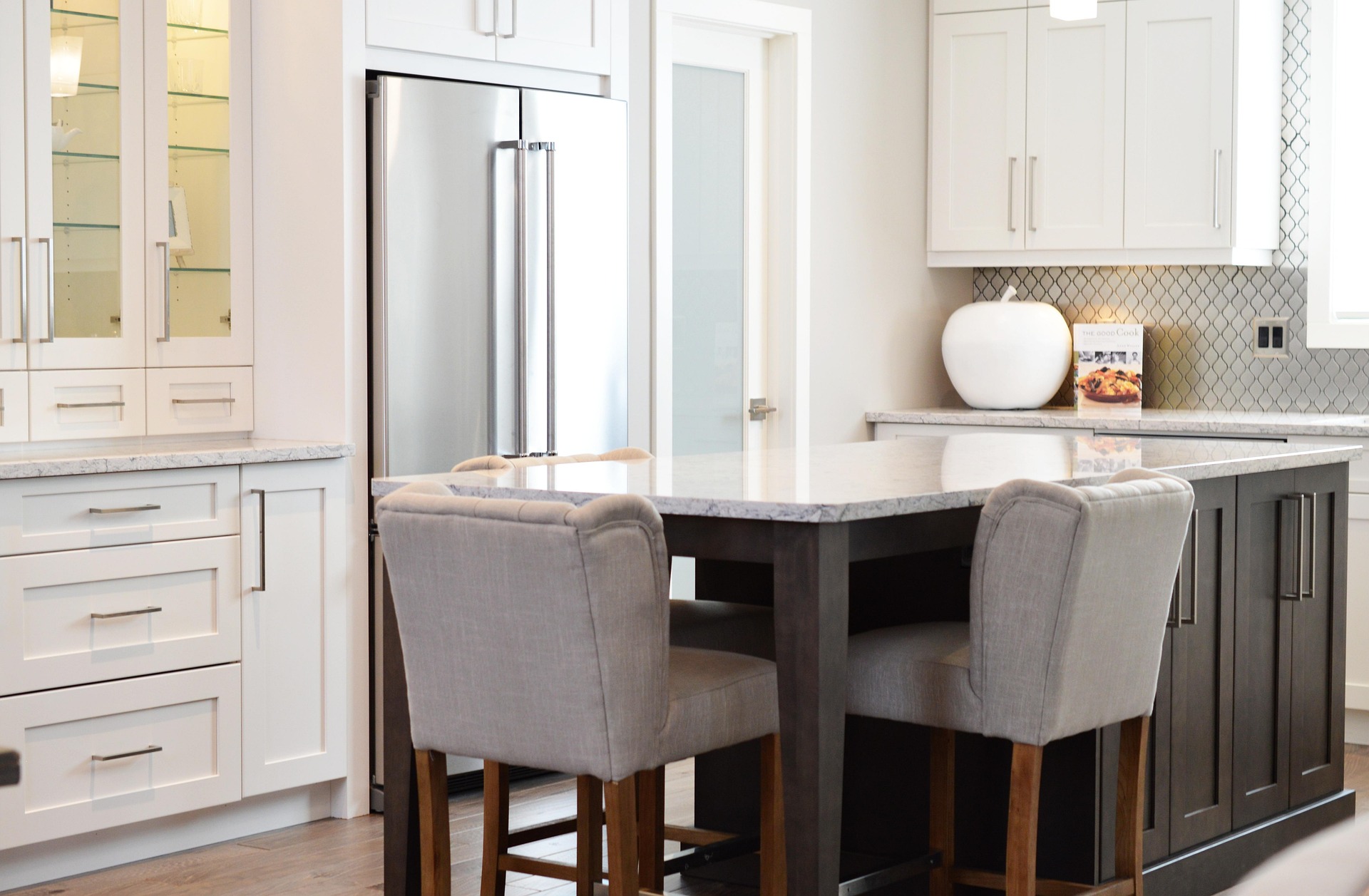 How to Organize Your Refrigerator Like a Professional: